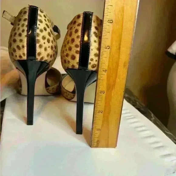 Ivanka Trump stilettos - Picture 2 of 10